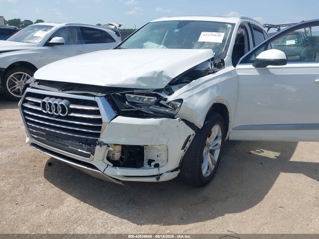 2019 AUDI Q7 WA1LAAF75KD044439 Photo 5