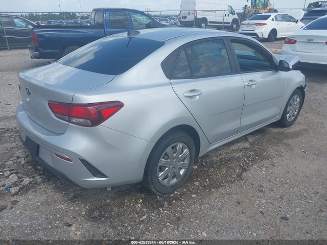3KPA24AD4ME395756 KIA gamma ii