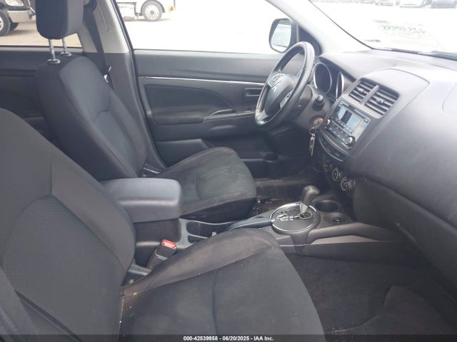 Mitsubishi dohc mivec 2015 4A4AR3AU0FE003756 Image 5