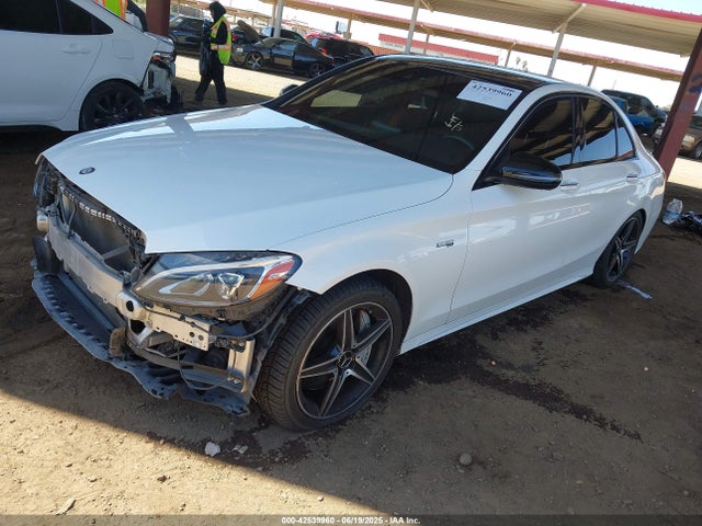 55SWF6EB6HU187598 Mercedes-Benz C-Class