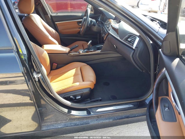WBA8E3C53GK502333 BMW 328I