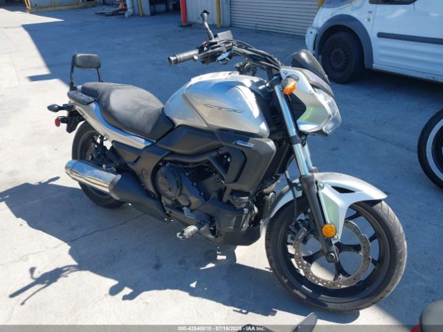 2016 HONDA CTX700 JH2RC6816GK200028