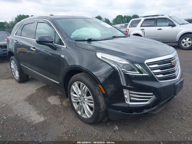 2017 CADILLAC XT5 1GYKNERS8HZ166599 Photo 0