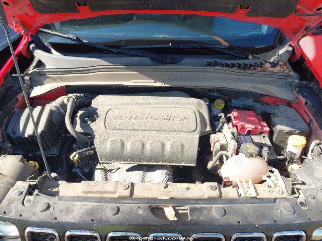 2021 JEEP RENEGADE ZACNJCBB1MPM25582 Photo 9
