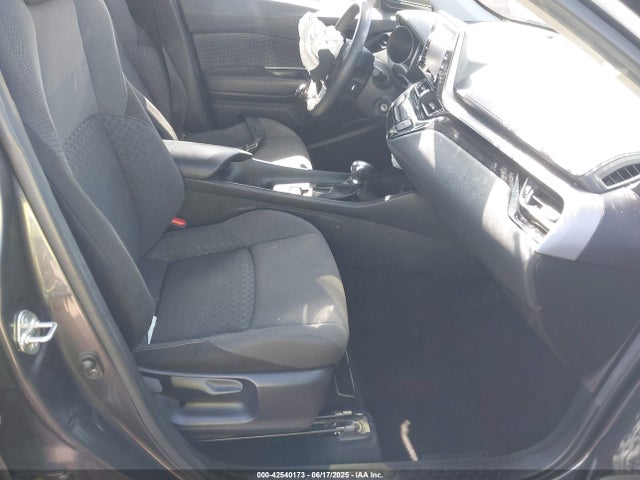 JTNKHMBX4M1102948 Toyota 3zr-fae