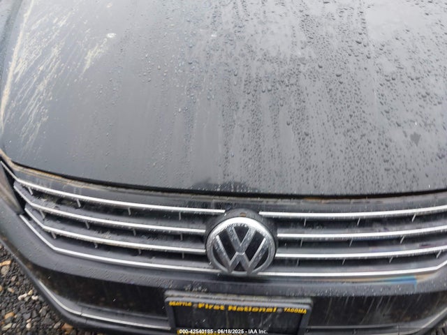 Продажа на аукционе авто 2016 Volkswagen Passat 1.8t S, vin: 1VWAT7A37GC018952, номер лота: 42540185
