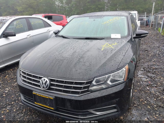 Продажа на аукционе авто 2016 Volkswagen Passat 1.8t S, vin: 1VWAT7A37GC018952, номер лота: 42540185