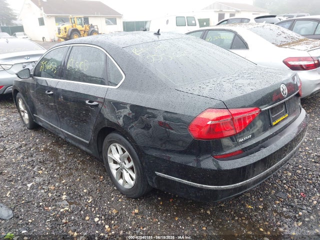 Продажа на аукционе авто 2016 Volkswagen Passat 1.8t S, vin: 1VWAT7A37GC018952, номер лота: 42540185
