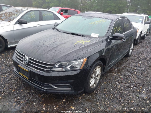 Продажа на аукционе авто 2016 Volkswagen Passat 1.8t S, vin: 1VWAT7A37GC018952, номер лота: 42540185
