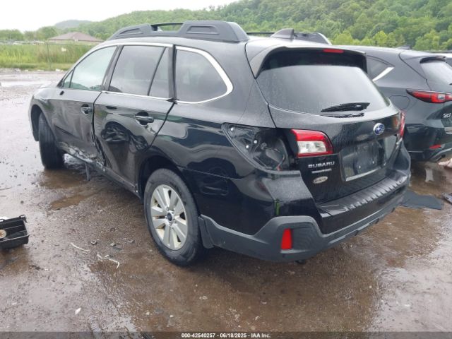 2018 SUBARU OUTBACK 4S4BSACC4J3373598 Photo 2