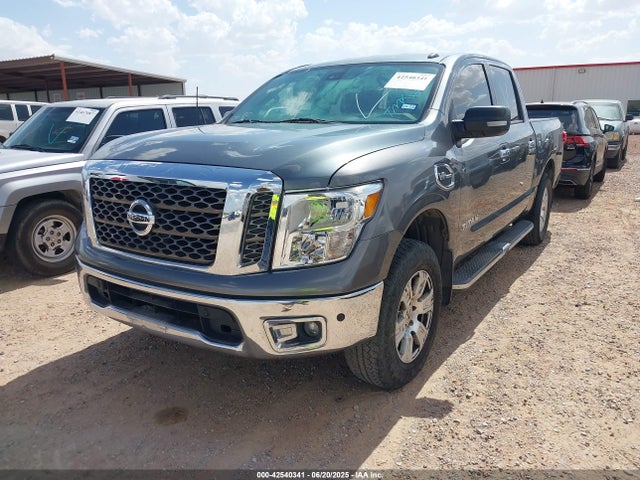 1N6AA1E69HN537045 Nissan Titan