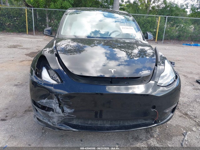 2023 TESLA MODEL Y 7SAYGDEEXPF630116 Photo 5
