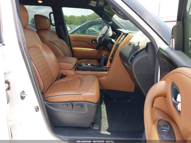 Infiniti 2021 2021 JN8AZ2BF9M9716411 Image 5