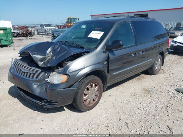 2004 CHRYSLER TOWN & COUNTRY 2C4GP54L24R556883 Photo 1