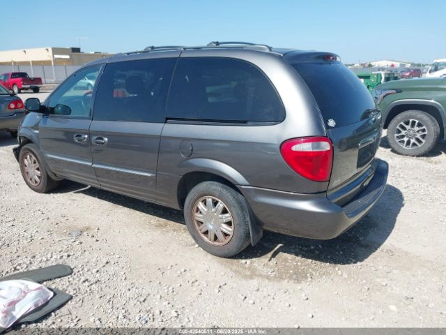 2004 CHRYSLER TOWN & COUNTRY 2C4GP54L24R556883 Photo 2