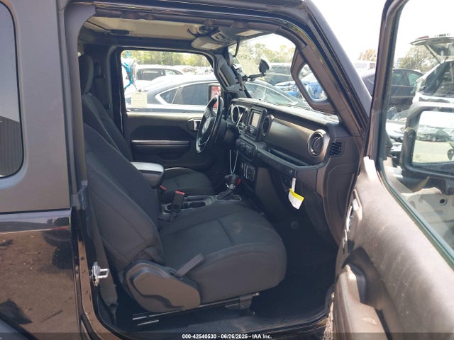 1C4GJXAN4LW137992 Jeep Wrangler