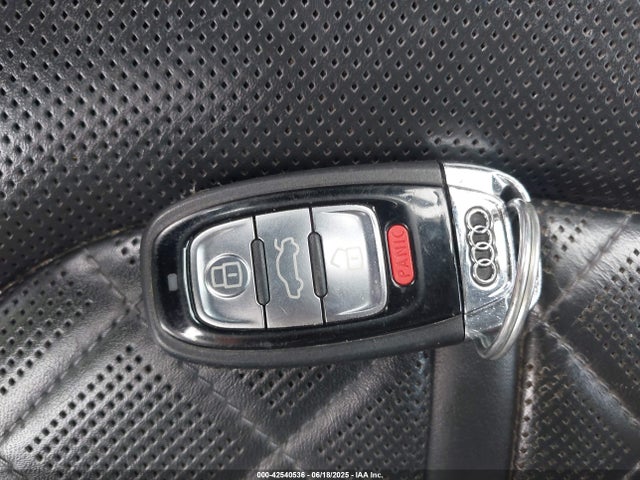 2012 AUDI A8 WAUAVAFDXCN005748 Photo 10