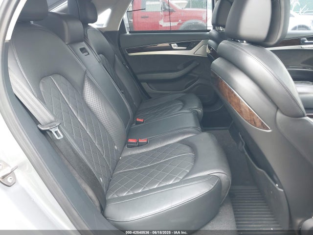 2012 AUDI A8 WAUAVAFDXCN005748 Photo 7
