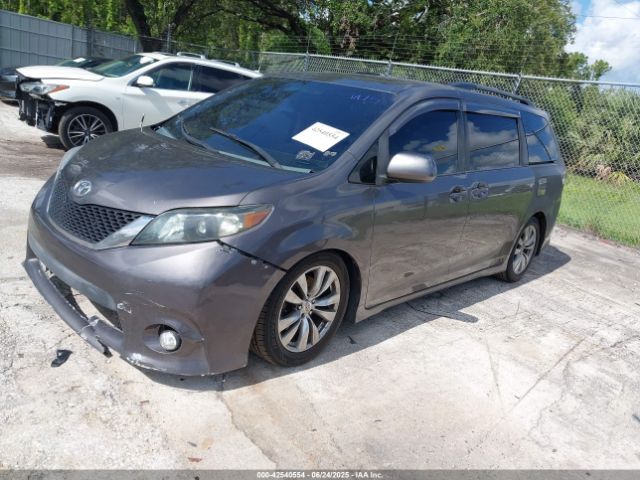 2011 TOYOTA SIENNA 5TDXK3DC4BS092602 Photo 1