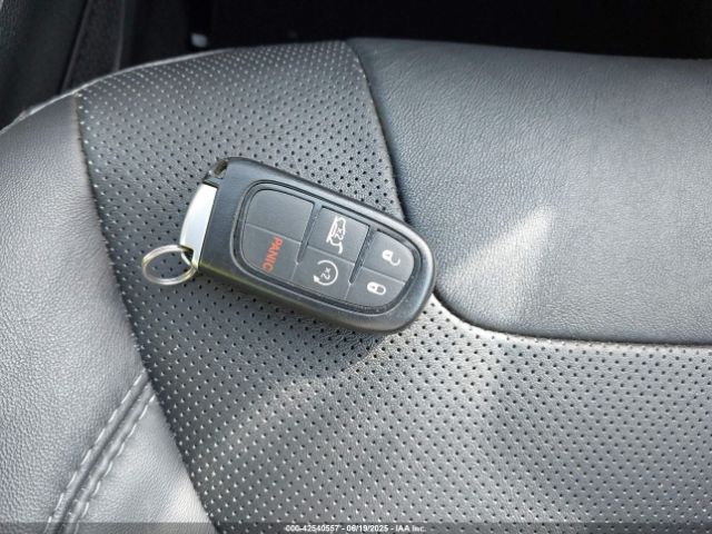 2021 JEEP CHEROKEE 1C4PJMDN8MD132074 Photo 10