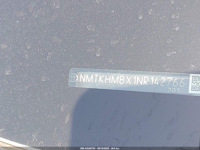 NMTKHMBX1NR142766 Toyota 3zr-fae