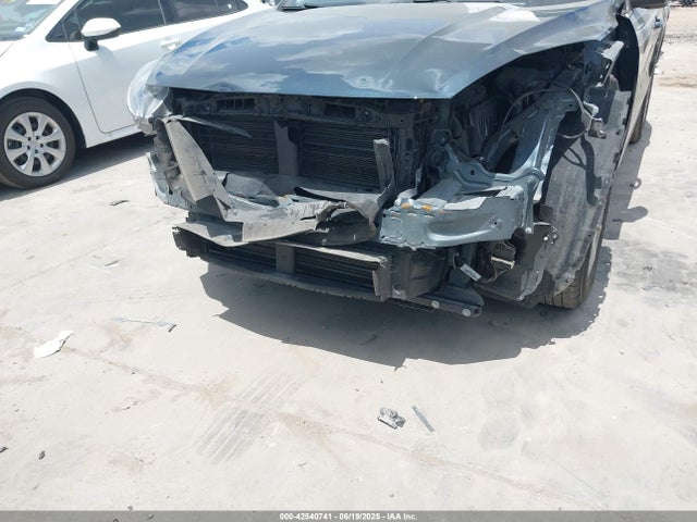 1FMCU0G6XNUB81440 Ford dragon di tc