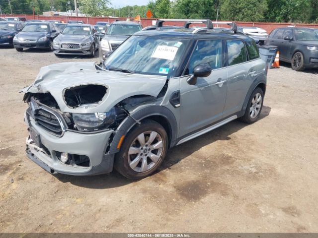 2018 MINI COUNTRYMAN WMZYS7C38J3E07370 Photo 1
