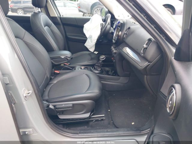 2018 MINI COUNTRYMAN WMZYS7C38J3E07370 Photo 4