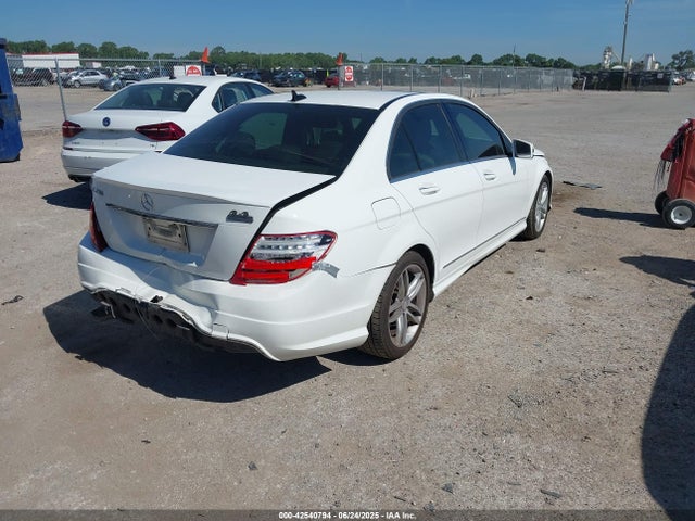 WDDGF4HBXEG220311 Mercedes-Benz C-Class