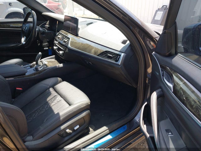 WBA13AG03MCF17157 BMW 2021