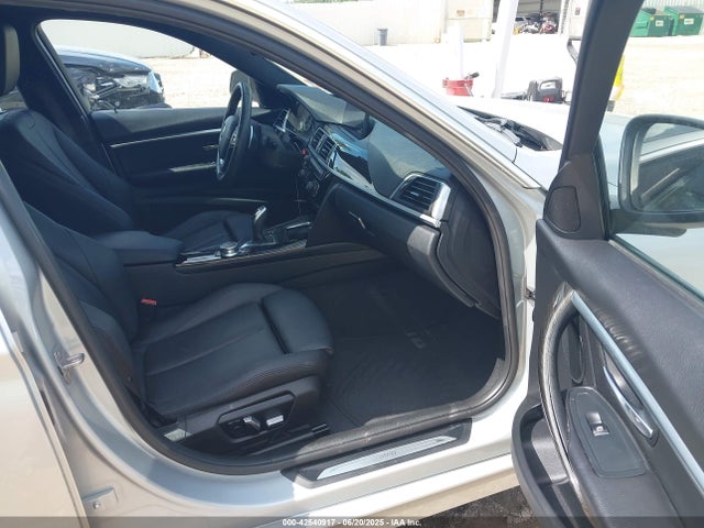 WBA8B9G33HNU53879 BMW 330I