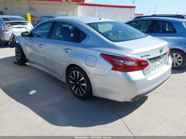 2018 NISSAN ALTIMA 1N4AL3AP8JC194887 Photo 2