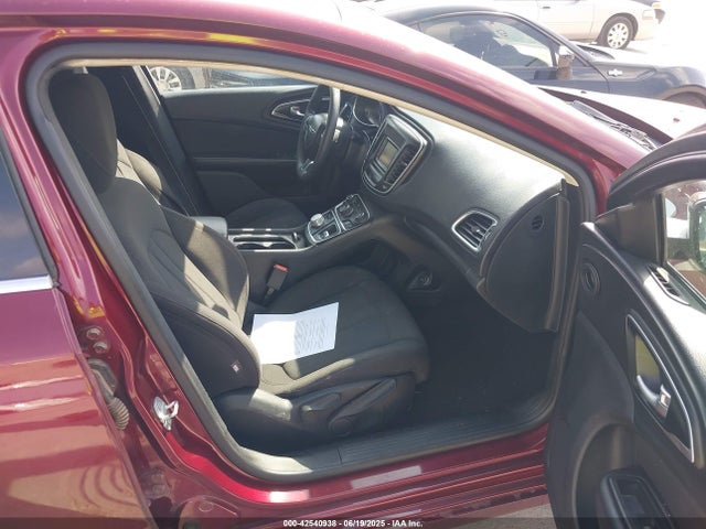 Продажа на аукционе авто 2016 Chrysler 200 Limited, vin: 1C3CCCABXGN176691, номер лота: 42540938