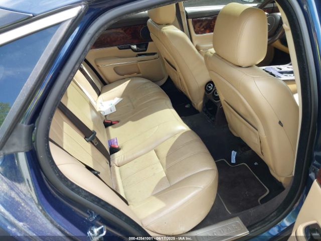 2011 JAGUAR XJ SAJWA1CBXBLV04536 Photo 7