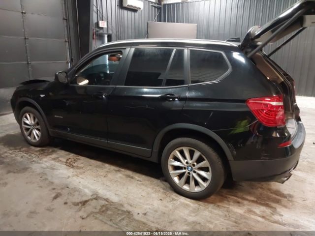 2014 BMW X3 5UXWX9C55E0D18271 Photo 2