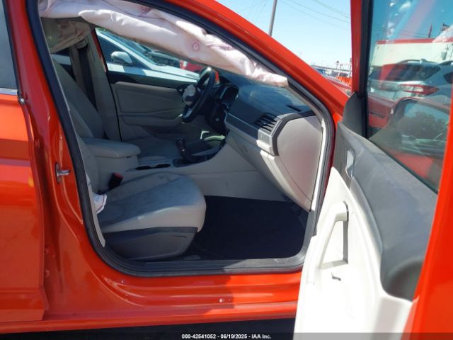 2019 VOLKSWAGEN JETTA 3VWN57BU7KM106006 Photo 4