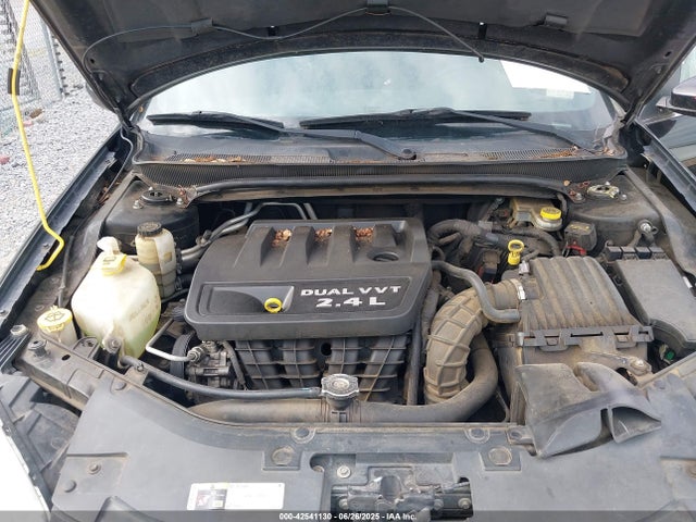 1C3CCBAB9EN168458 Chrysler 2014