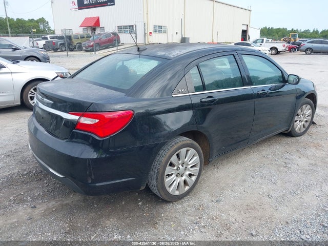 1C3CCBAB9EN168458 Chrysler 2014