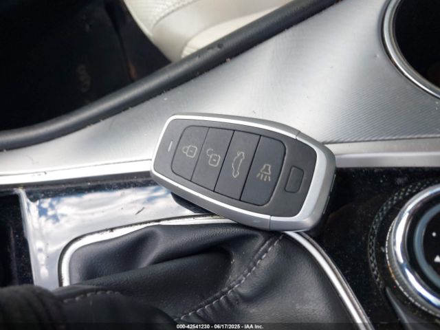 2017 INFINITI Q60 JN1EV7EL7HM554324 Photo 10