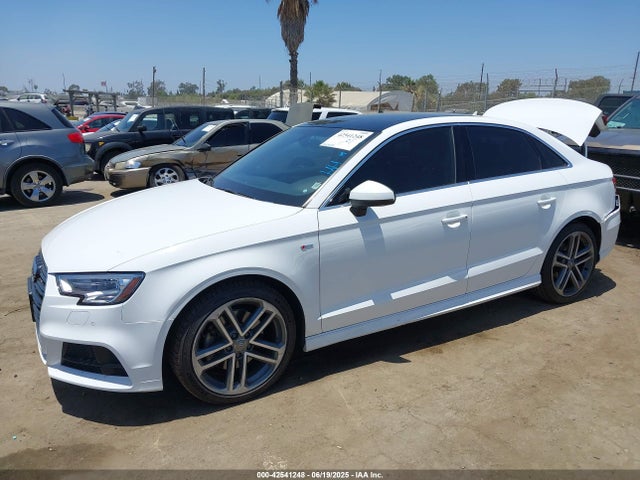 Audi 2018 2018 WAUGUGFF6J1034427 Image 14