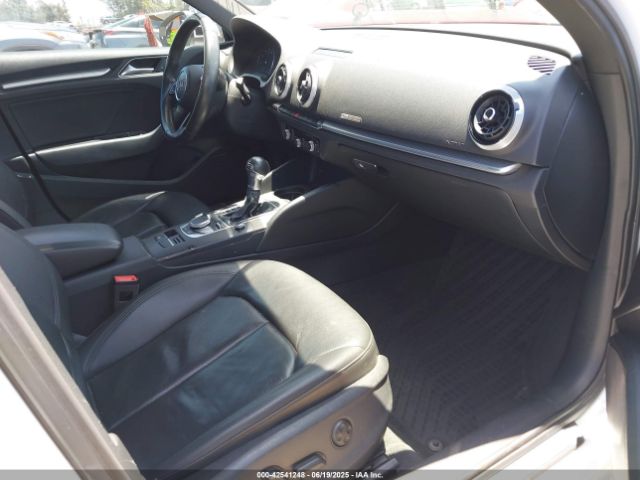 2018 AUDI A3 WAUGUGFF6J1034427 Photo 4