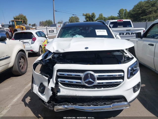 W1N4M4HB3NW253068 Mercedes-Benz m260
