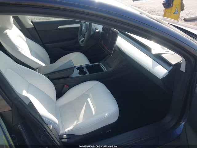 2023 TESLA MODEL 3 5YJ3E1EA3PF463915 Photo 4