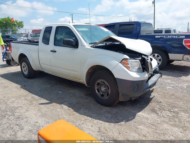 Nissan 2018 2018 1N6BD0CT2JN734286 Image 1