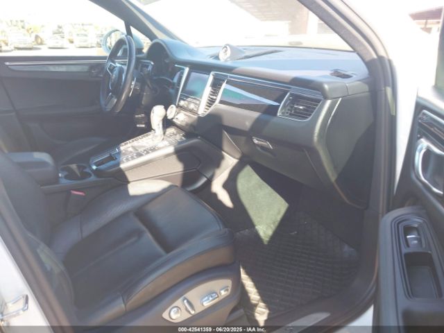 2015 PORSCHE MACAN WP1AB2A56FLB59518 Photo 4