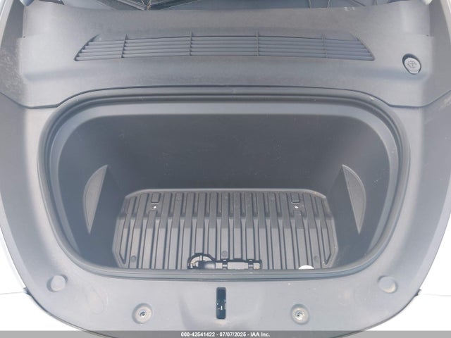 7SAYGDEE8PA096711 Tesla 2023