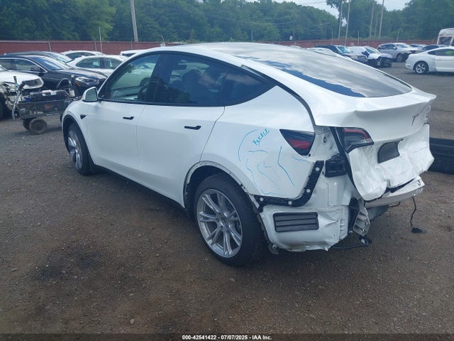 7SAYGDEE8PA096711 Tesla 2023