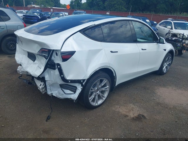 7SAYGDEE8PA096711 Tesla 2023