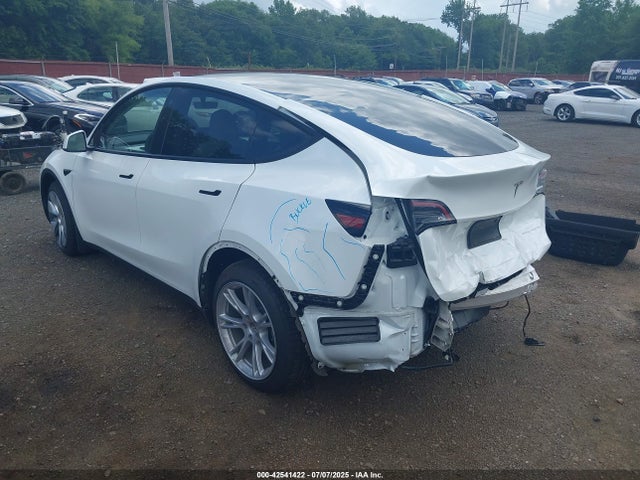 7SAYGDEE8PA096711 Tesla 2023
