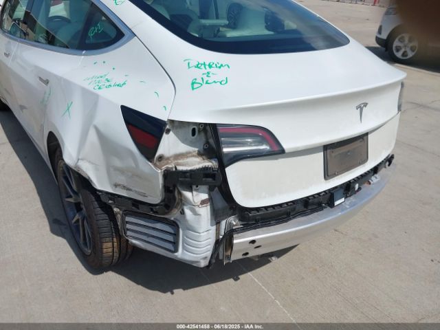 2019 TESLA MODEL 3 5YJ3E1EA6KF486503 Photo 5